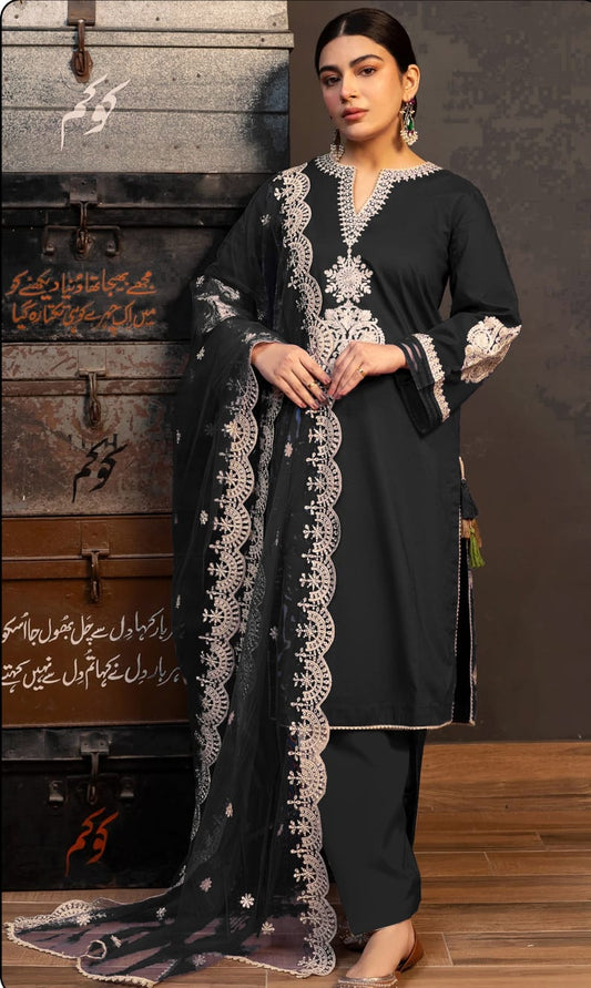 SUMMER COLLECTION - Lawn 3PC Embroidered