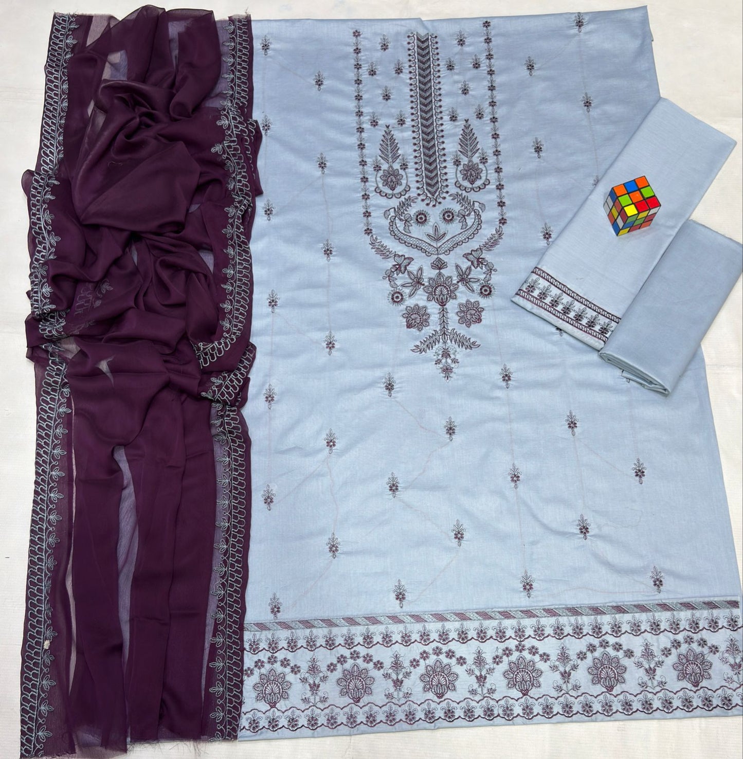 SUMMER COLLECTION - Lawn 3PC Embroidered