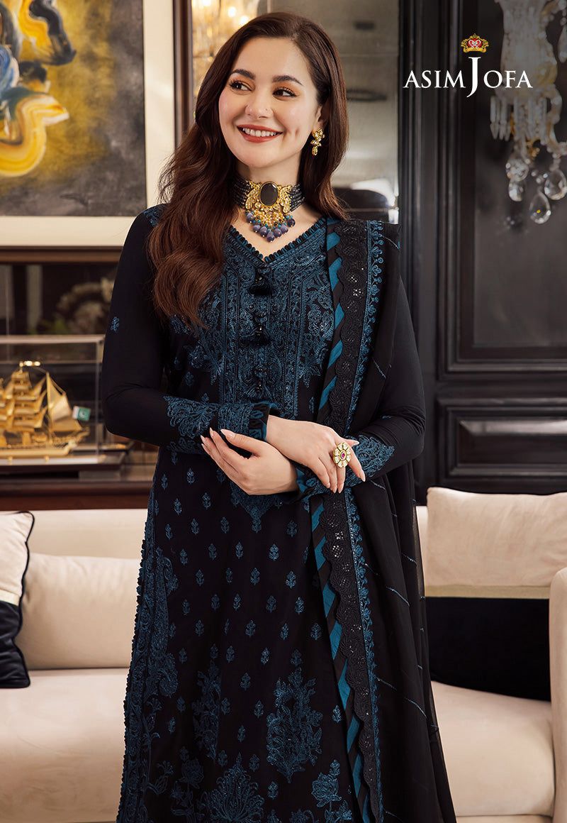SUMMER COLLECTION - Lawn 3PC Embroidered