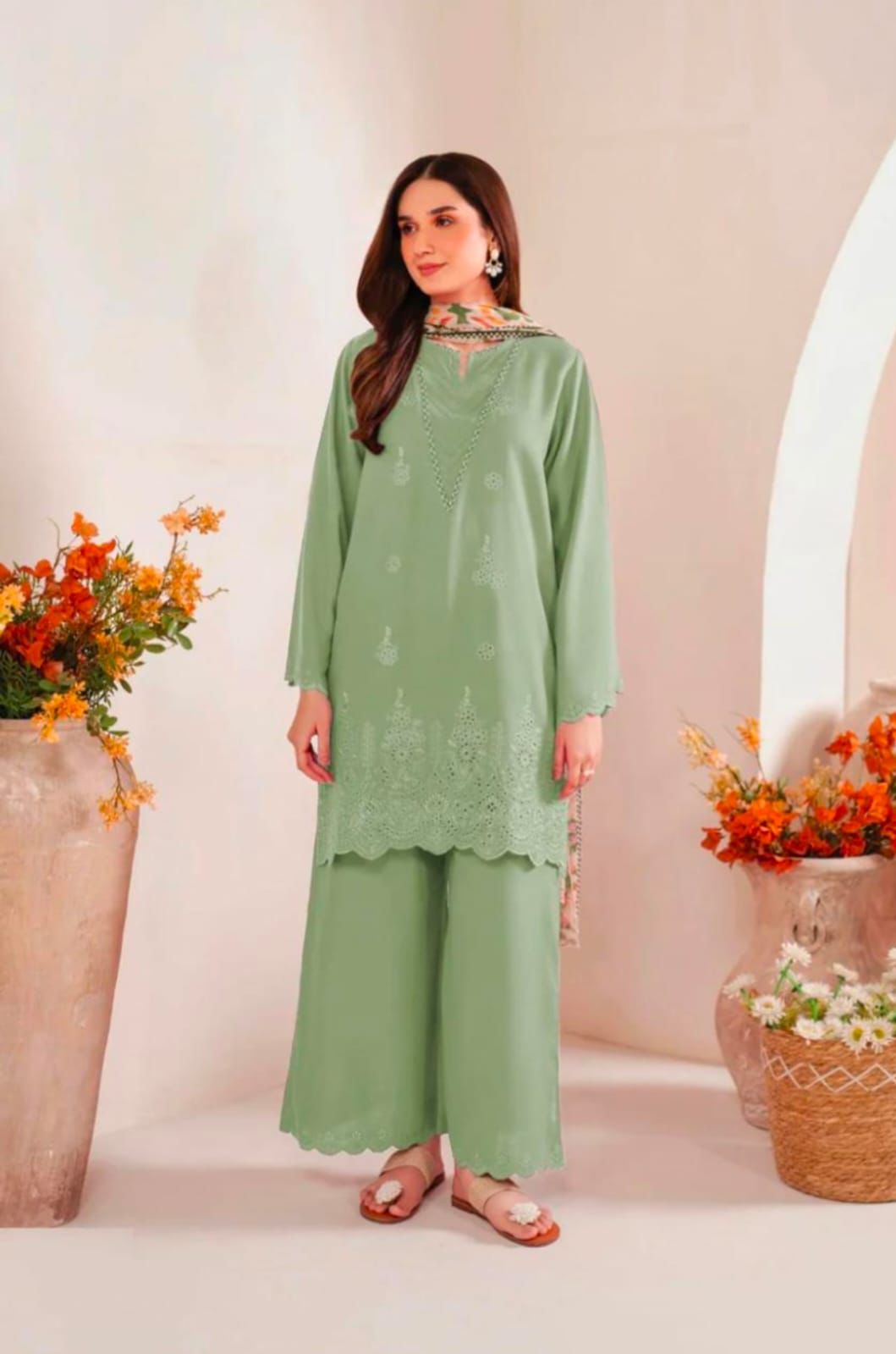 SUMMER COLLECTION - Lawn 3PC Embroidered