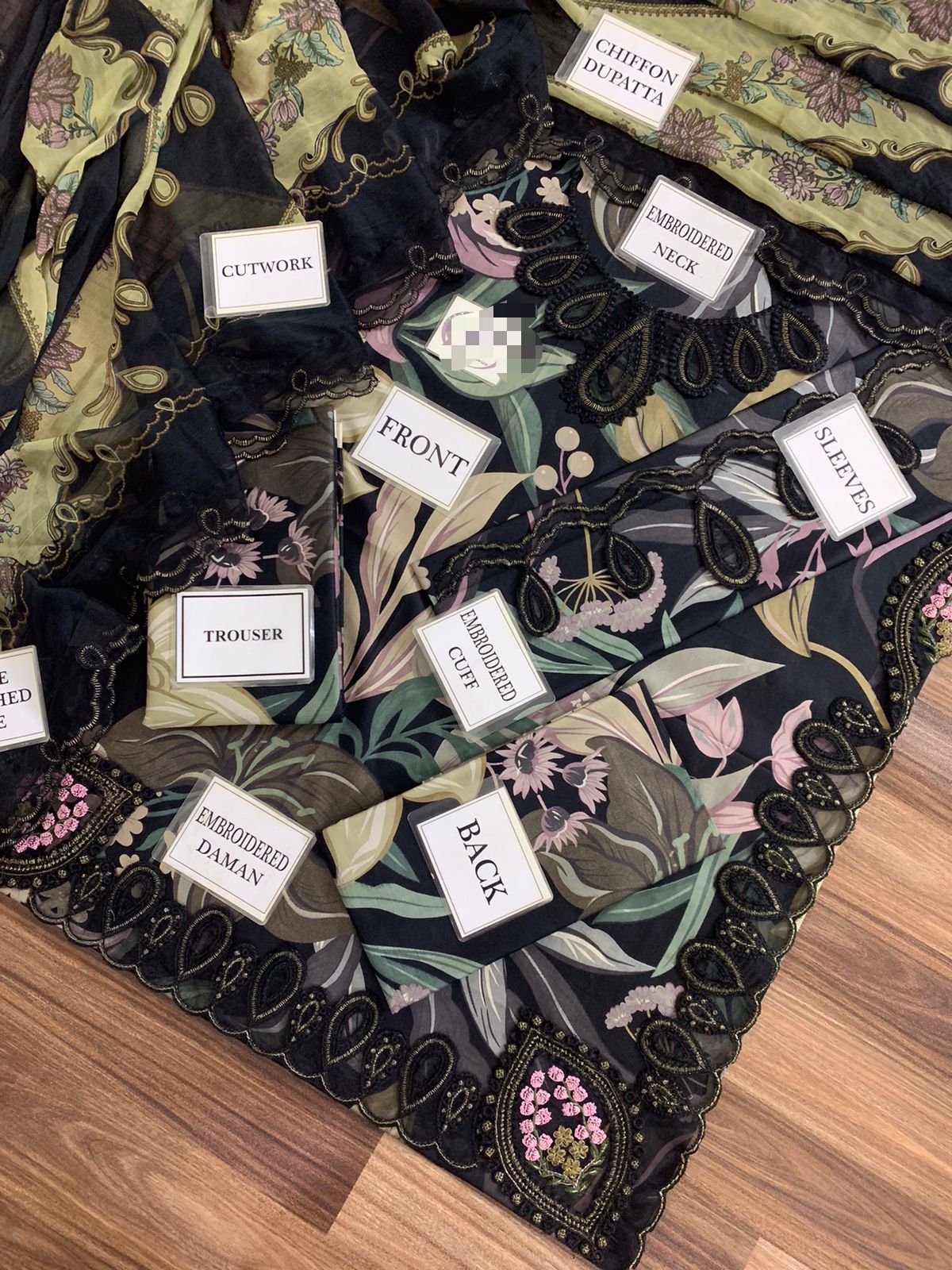BAROOQUE – Luxury Lawn Collection 2025/26