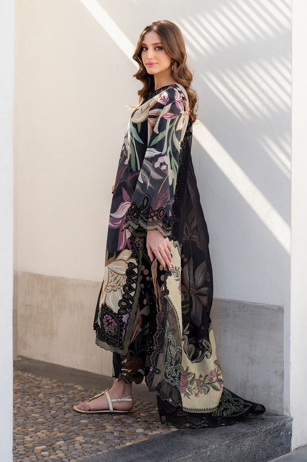 BAROOQUE – Luxury Lawn Collection 2025/26